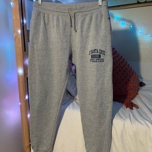 UCSC women’s sweatpants, barely used